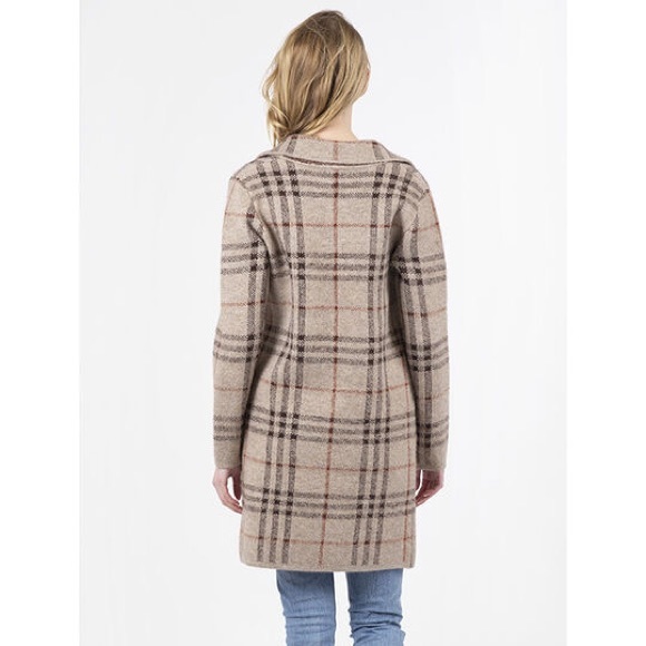 Lyla + Luxe Fiona Knit Plaid Coat - Picture 3 of 8